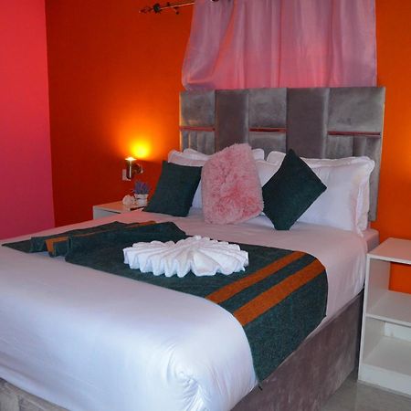 Chobe Kulotu Guest House Kasane Ngoại thất bức ảnh